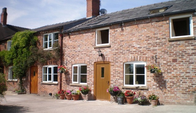 Swallows Barn, set on a working farm in foothills of the Peak District