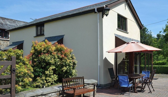 Swallows Nest - W43165