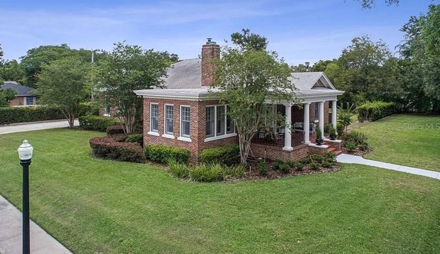 Swan City Stay! Home near FSC Lake Hollingsworth, Downtown- walk everywhere!