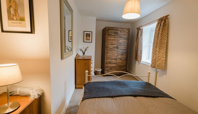 Swan Cottage, Village Centre