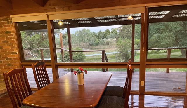 Swan Lake Homestead holiday accommodation