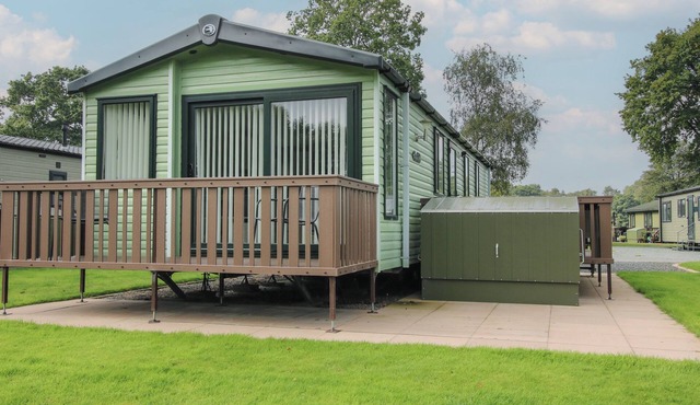 SWAN, pet friendly, with a garden in Shobdon