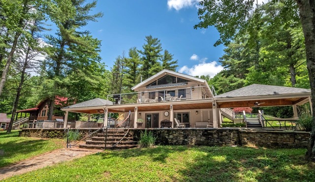 Swan's Nest | Lakefront with Private Dock & Game Room!