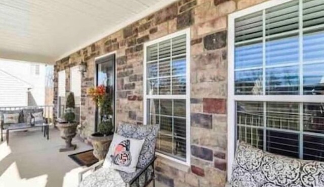 🦢Swanhaven nOffers Serene, Corporate Style Waterfront Luxury Living