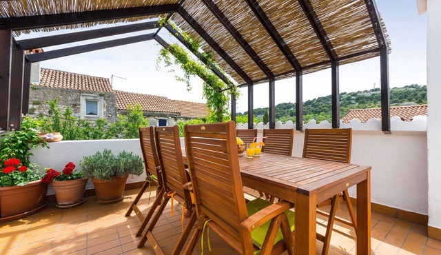 Swanky Stone House with Cute Roof Terrace Murter
