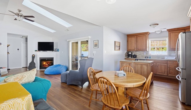 Swansboro Serenity - Home Near Parks & Beaches