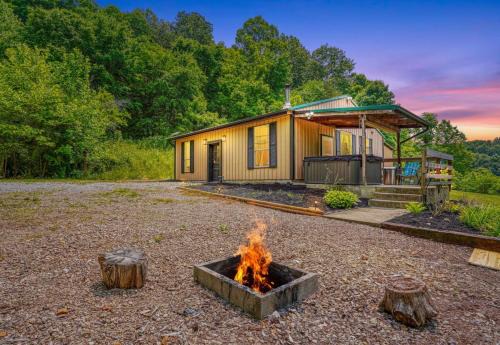 Swaying Pines Cabin w/EV Charger