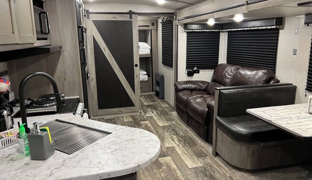 Sweet Cozy Home Fl