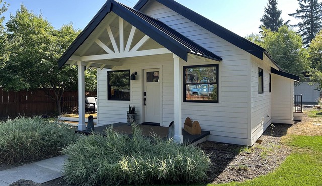Sweet craftsman bungalow in the heart of Bend