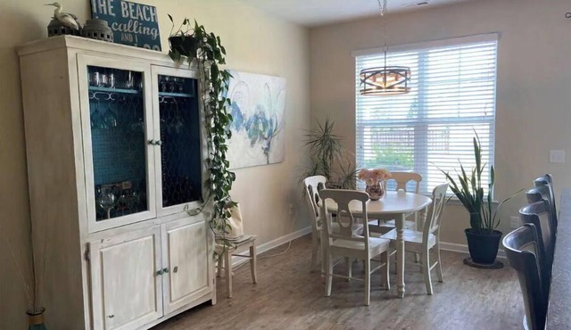 Sweet Dreamin' Stylish townhome all your own!