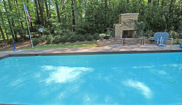 Sweet Elegant Lake Front 3 Acre Southern Hacienda