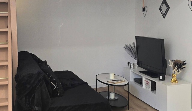 Sweet Escape. T1 BIS ROMANTIC