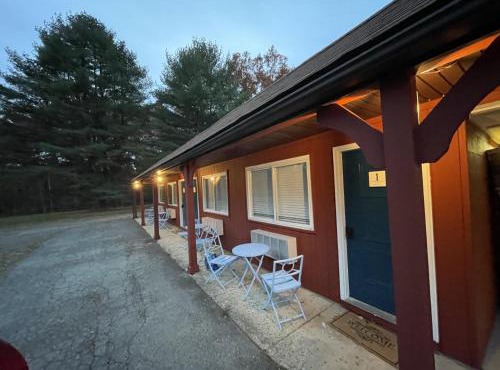 Sweet Forest Breeze, A Cook Forest Inn