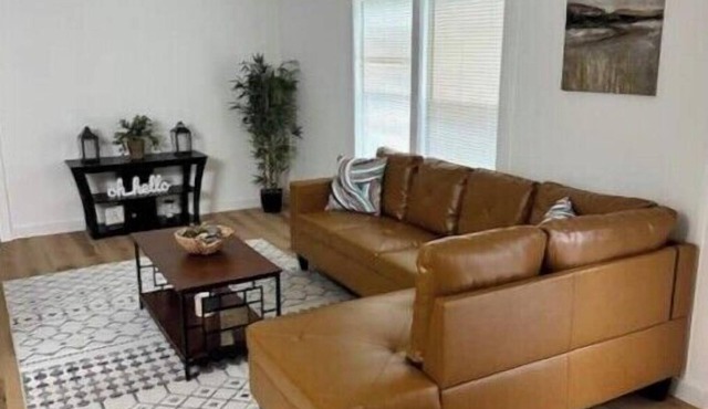 Sweet Green Apple Cottage