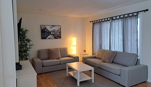 Sweet Home in Hastings