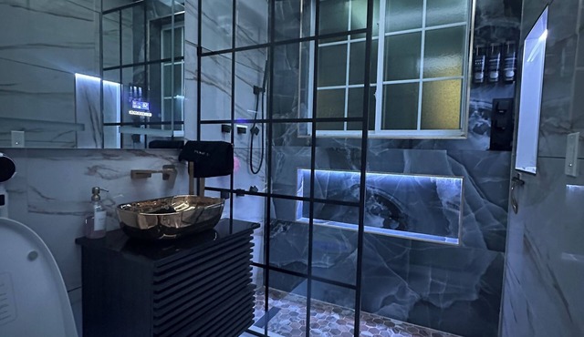 Sweet Homes Lux Living