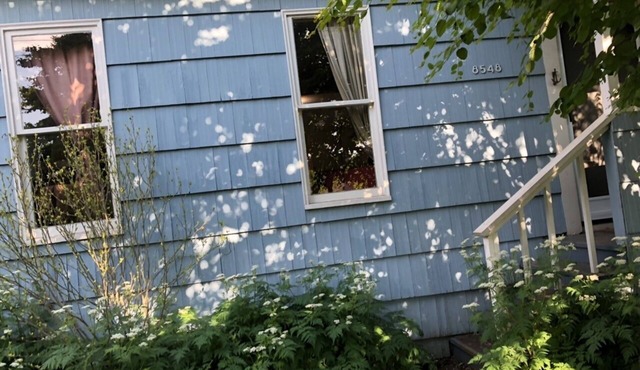 Sweet little house in quiet Neighborhood