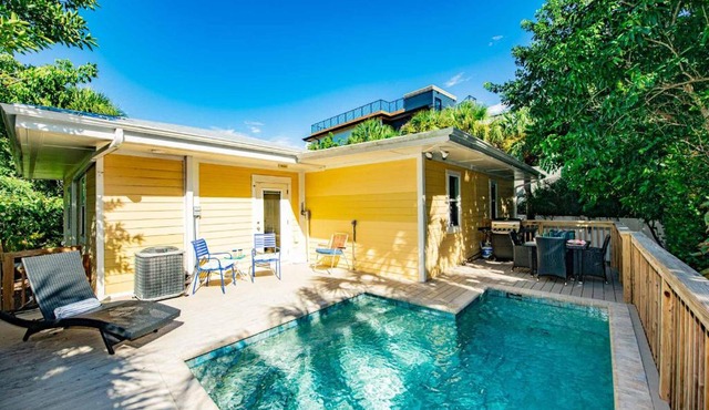 Sweet Melissa's Beach House by AMI Locals