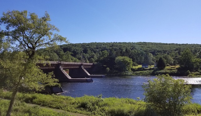 Sweet Old Farmhouse in a Tranquil Setting