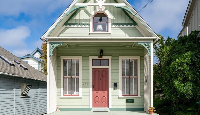 Sweet Pea - Pacific Grove House - Walk to Beach and Town