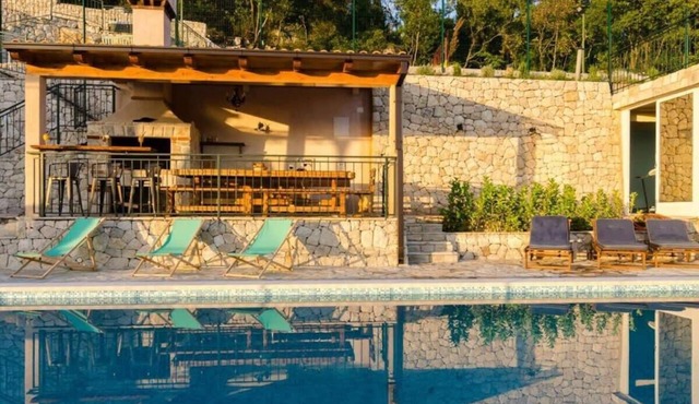 Sweet Peaceful Villa in Dubravka