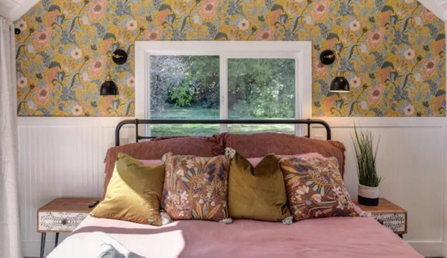 Sweet Pea’s Cottage: 45mins to the SNOW! Dog Friendly. 3bed/2bath