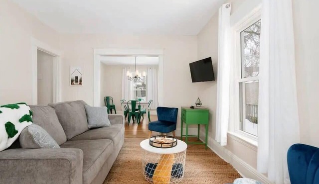 Sweet Retreat 3 Mins to Notre Dame, Eddy St. Commons, & Memorial Hospital