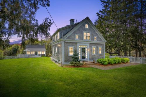 Sweet Retreat: Relax, Reconnect Unwind