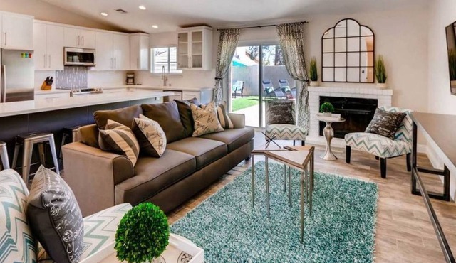 SWEET RETREAT SCOTTSDALE: HEATED POOL + POOL TABLE + MORE