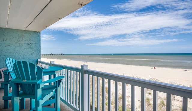 Sweet Southern Pearl: Contemporary PierView Oceanfront Condo with Stunning Views