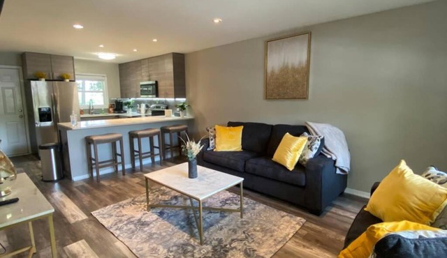 Sweet Space Dipped in Honey ~ Atlantic Station!