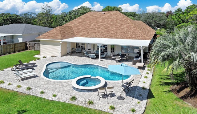 Sweet Spot - Newly Renovated, Heated Pool, Golf Cart, Deeded Beach Access!