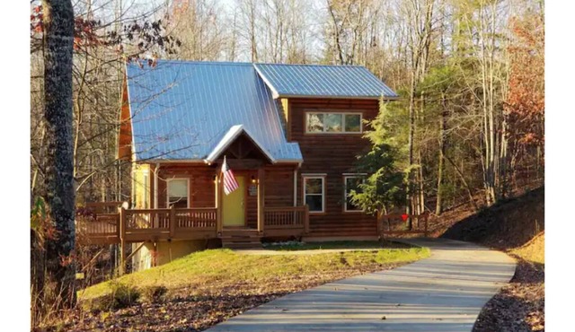 Sweet Water Lodge -Beautiful Cabin in NC Mountains