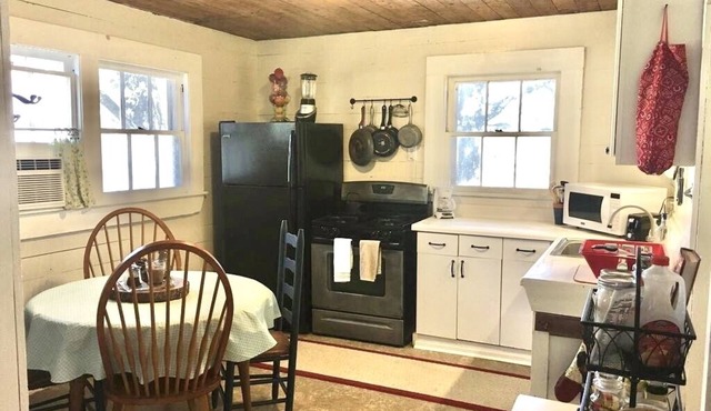 SweetChick Farmhouse, slight country feel with close city convenience.