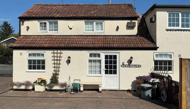 Sweetpea Cottage - Sleeps 5, Parking & Pets Ok