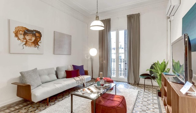 Sweett | Aragon - Three Bedroom Apartment, Sleeps 6