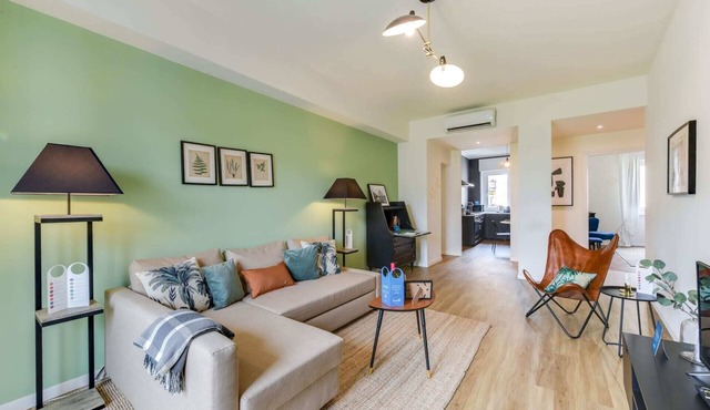 Sweett | Solari - One Bedroom Apartment, Sleeps 4