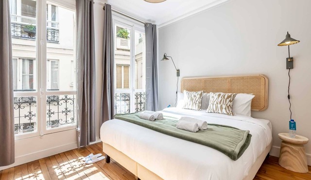 Sweett | Wagram Deluxe VII