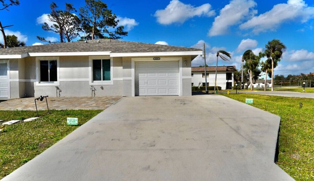 SWFL: Lake McGregor 3 bedroom Home - Entire Home!