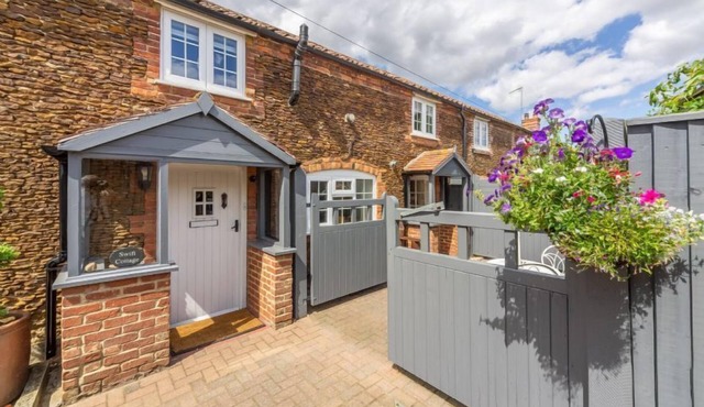 Swift Cottage, Dersingham, Norfolk