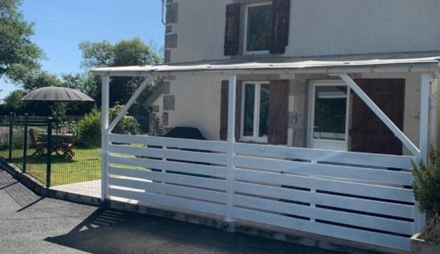 Swift Gites Creuse Two-bedroom house sleeps 5