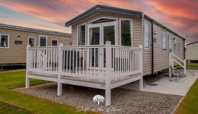 Swift in the Willows Luxury caravan at Grannies Heilan Hame