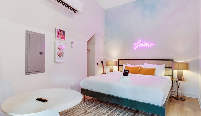 Swiftie-Inspired Stay, Walkable to Broadway | The Love Story Suite by AvantStay