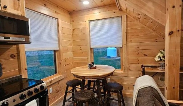 Swiftwater Cabin #4 - Ski, Hike & Foliage