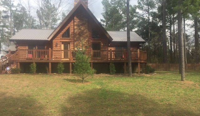 Swiftwater - Secluded Log Cabin