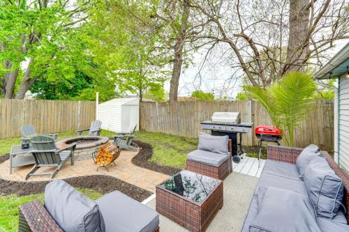 Swim, Bike and Fish Pet-Friendly Lorain Retreat!