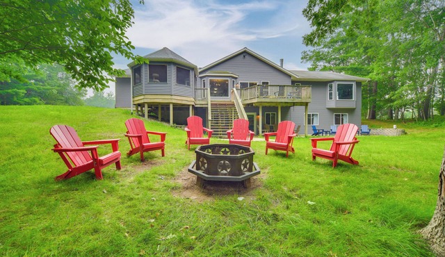 Swim Dock & Game Room: Lakefront Home in Siren!