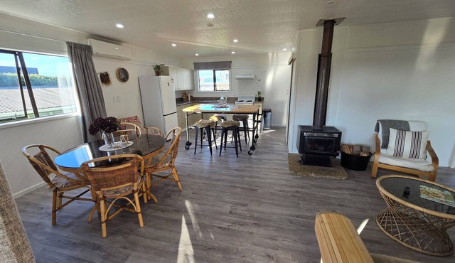 Swim, Fish, Play - Appleton Beach Stay, Waiotahi Beach, Opotiki