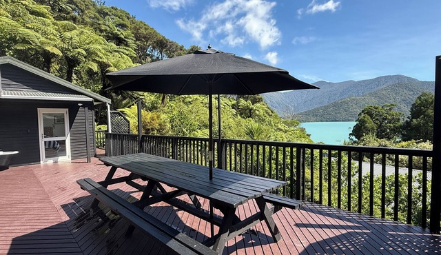 Swim, Fish, Walk & Relax – Sandy Bay Holiday Home, Kenepuru Sound.