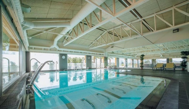Swim in the Clear-Crystal Waters of La Zenia Beach! 3 Onsite Pools, Spa Center!